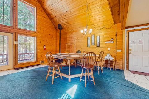 Paradise Found — hotel in Simpsonville
