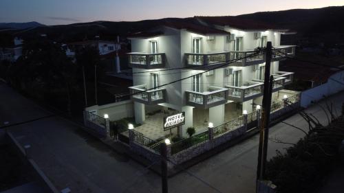 Emva - carbon neutral hotel in Yemva