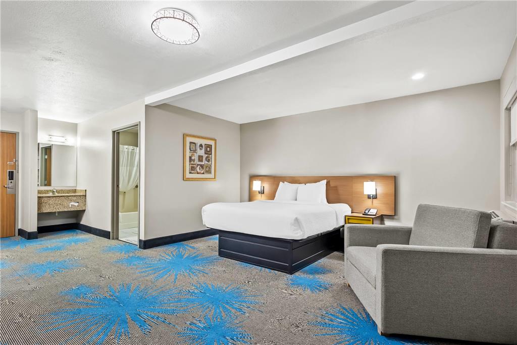 Days Inn by Wyndham Mitchell SD - photo 34