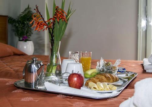 Togias Hotel — Aegina — photo 3