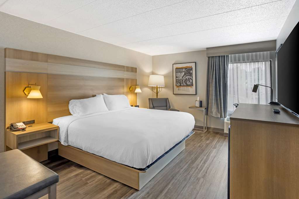 Best Western Plus Heritage Rail Inn Suites - photo 39