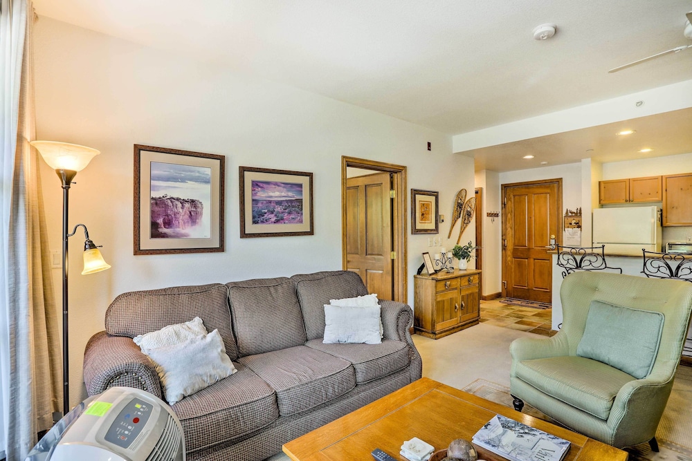 Lavish Escape 3 Mi from Beaver Creek Resort - photo 4