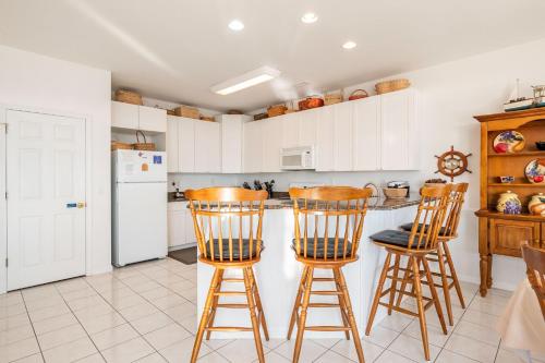 Angel's Rest by Oak Island Accommodations - photo 15