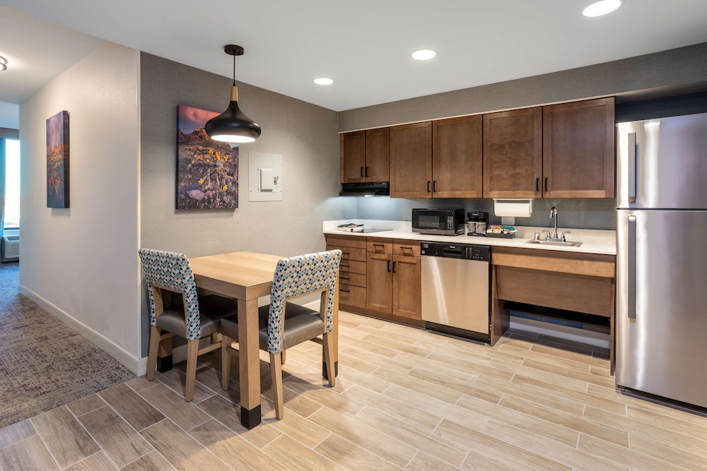 Homewood Suites by Hilton Albuquerque Downtown - photo 12
