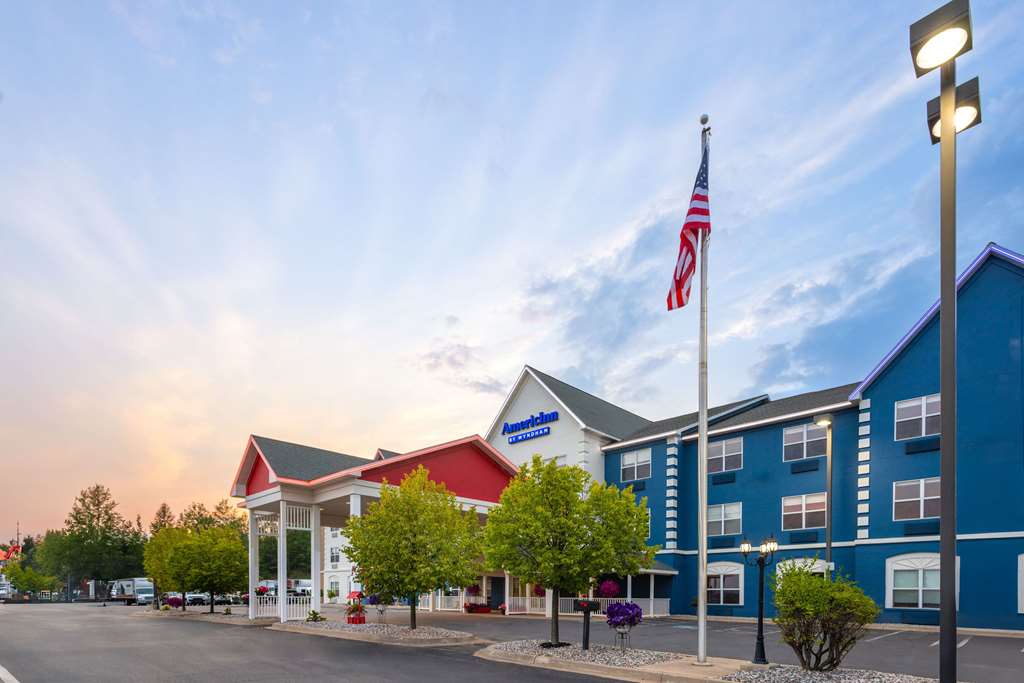 AmericInn by Wyndham Iron Mountain - photo 6
