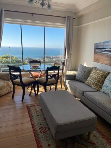 Little Penguin — 4-Star Luxury Hotel in Cape Town, South Africa