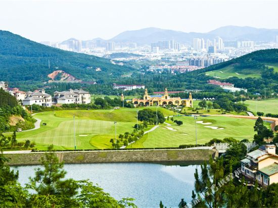 Schonbrunn Hotel in Huzhou, People's Republic of China
