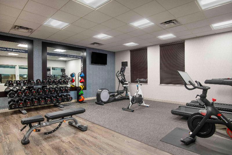 Hampton Inn Lewiston Auburn - photo 22
