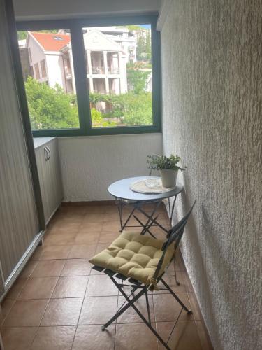 Apartment Center Bubi — 4-Star Luxury Hotel in Budva, Montenegro