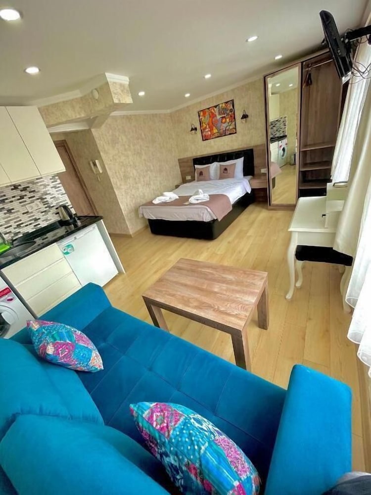 Elegance Aparts Cihangir — 4-Star Luxury Hotel in Istanbul, Turkey