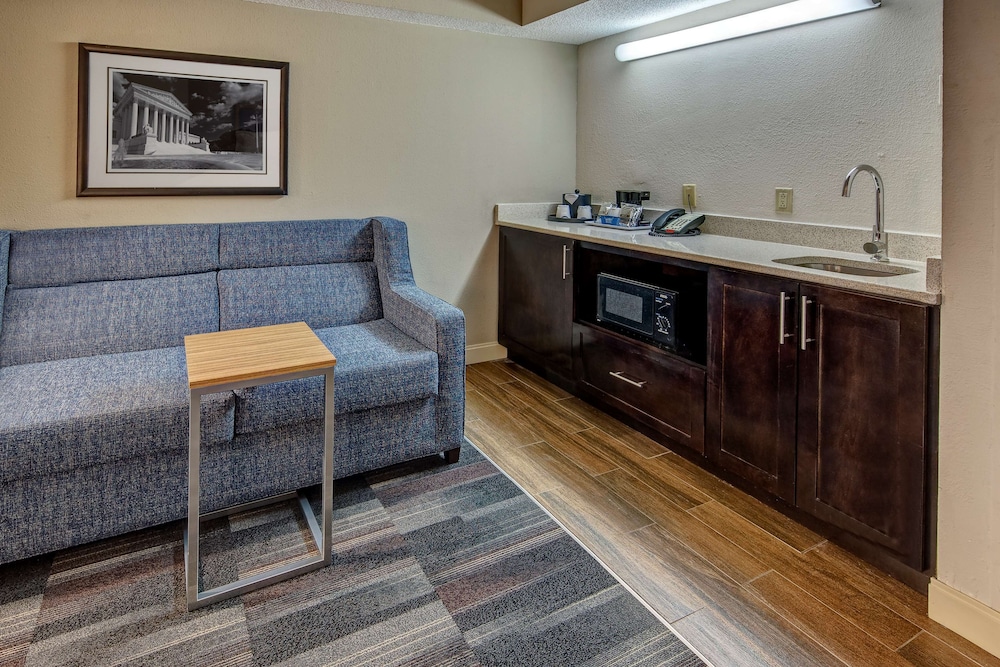 Hampton Inn Dumfries Quantico - photo 14