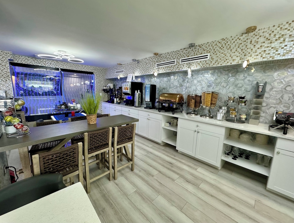 Ocean Sands Beach Boutique Inn 1 Acre Private Beach - photo 127