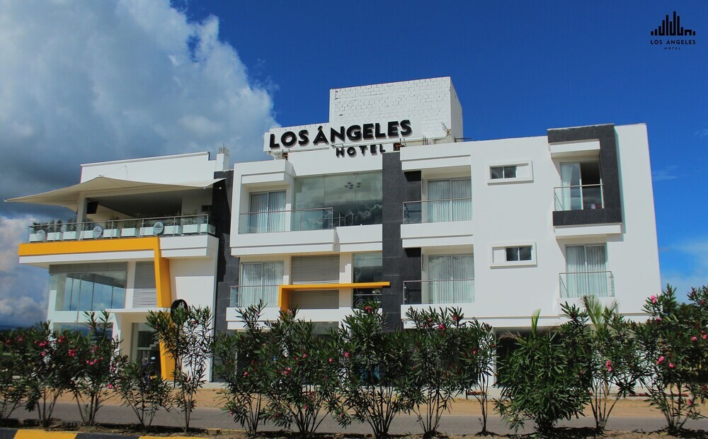 Los Angeles Hotel — hotel in Pitalito
