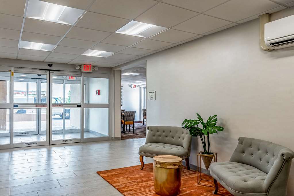 Quality Inn Bucyrus North - photo 7