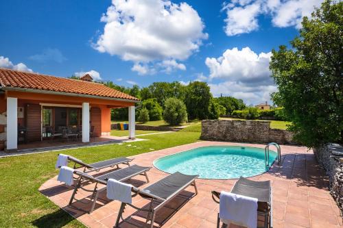 Pool House In Greenery — 4-Star Luxury Hotel in Rasa, Croatia