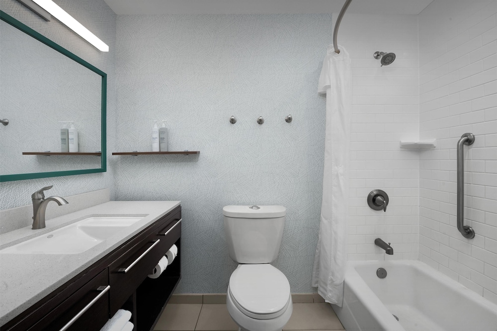 Home2 Suites by Hilton Nashville Airport - photo 27