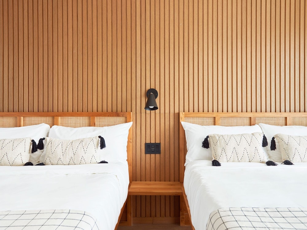 The Rockaway Hotel - photo 11