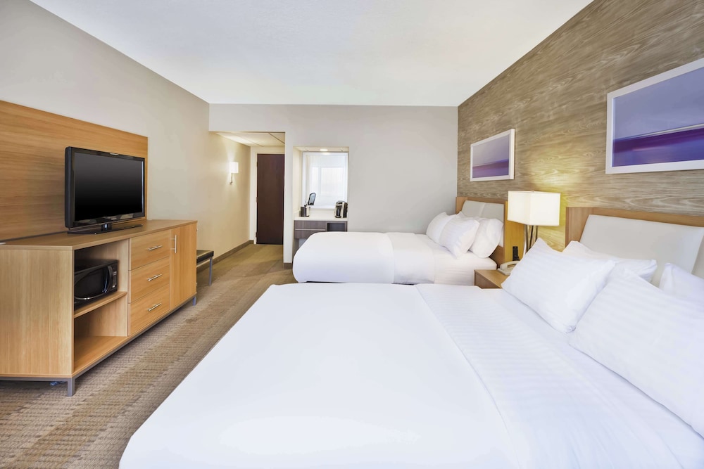 DoubleTree by Hilton Rapid City Downtown Convention Center - photo 6