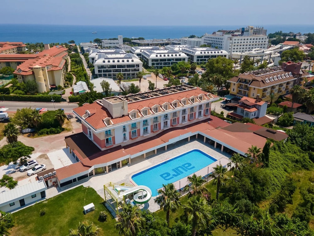 Aura Resort - carbon neutral hotel in Kemer