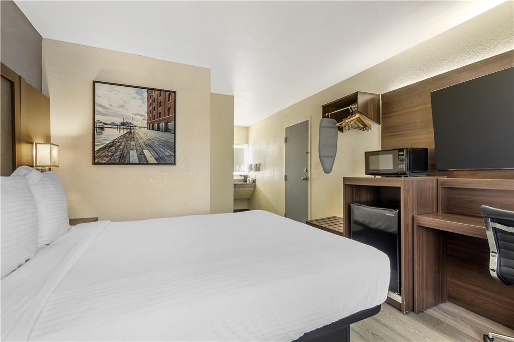 Best Western Salisbury Plaza - photo 16