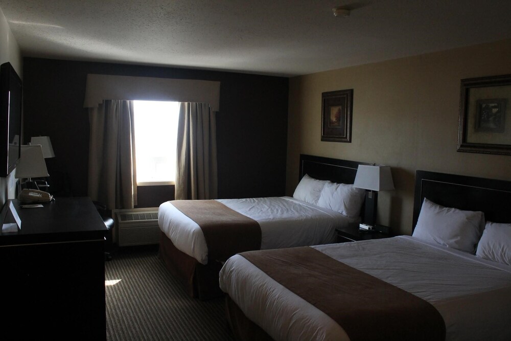 Travelodge by Wyndham Valleyview AB — hotel in Valleyview
