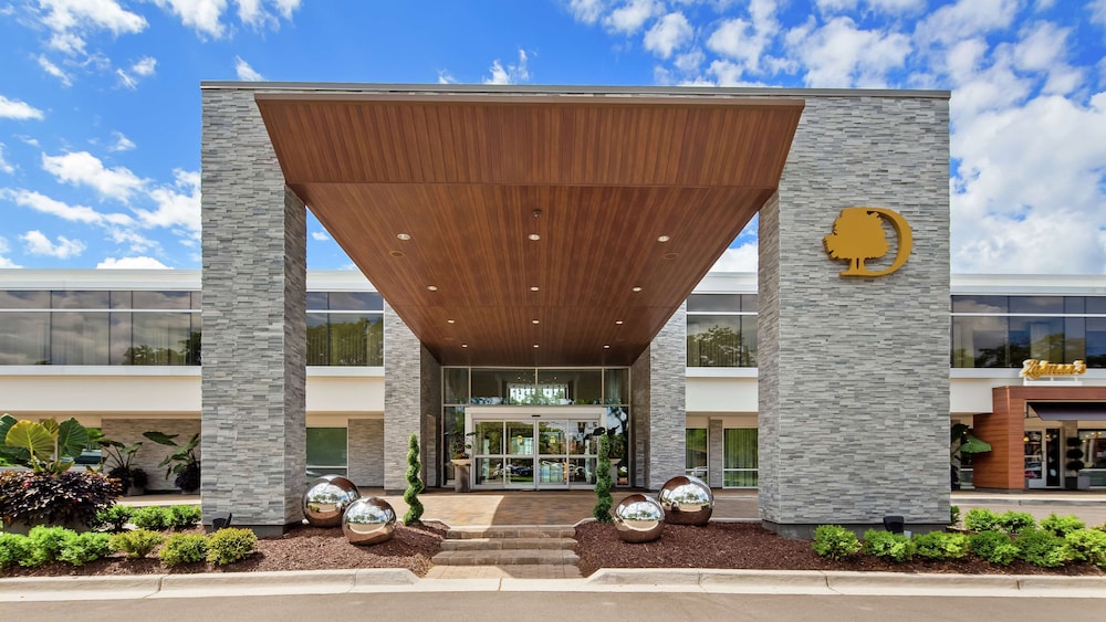 The Kingsley Bloomfield Hills a DoubleTree by Hilton - photo 100