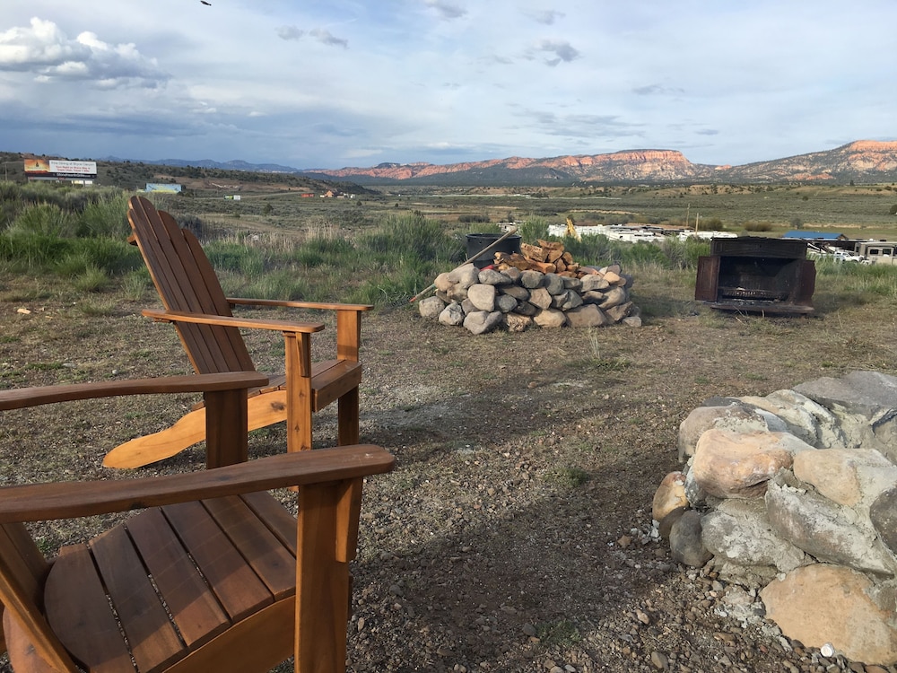 The Riverside Ranch RV Park Motel & Campground - photo 52