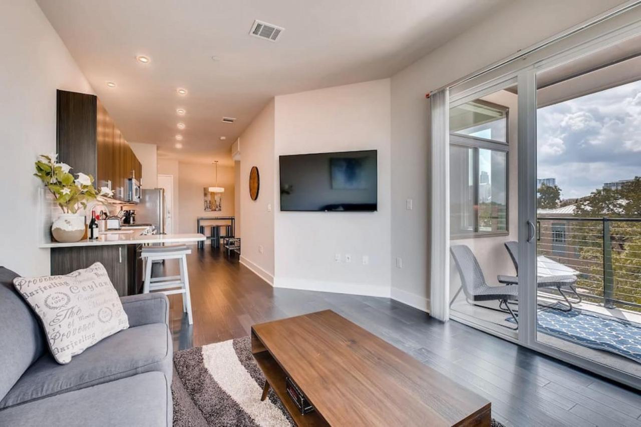 Capitol View Condos Downtown Austin Lone Star — 4-Star Luxury Hotel in Austin, United States