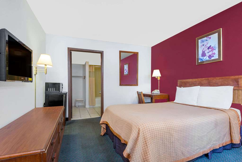 Days Inn by Wyndham Mt. Sterling - photo 10