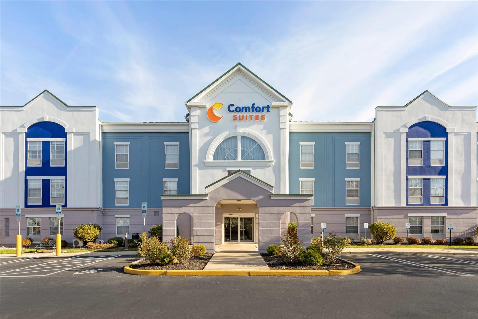 Comfort Suites East Brunswick South River — hotel in East Brunswick