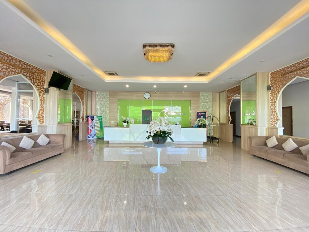 Grand Bunda Hotel Syari’ah Bukittinggi — Bukittinggi — photo 2