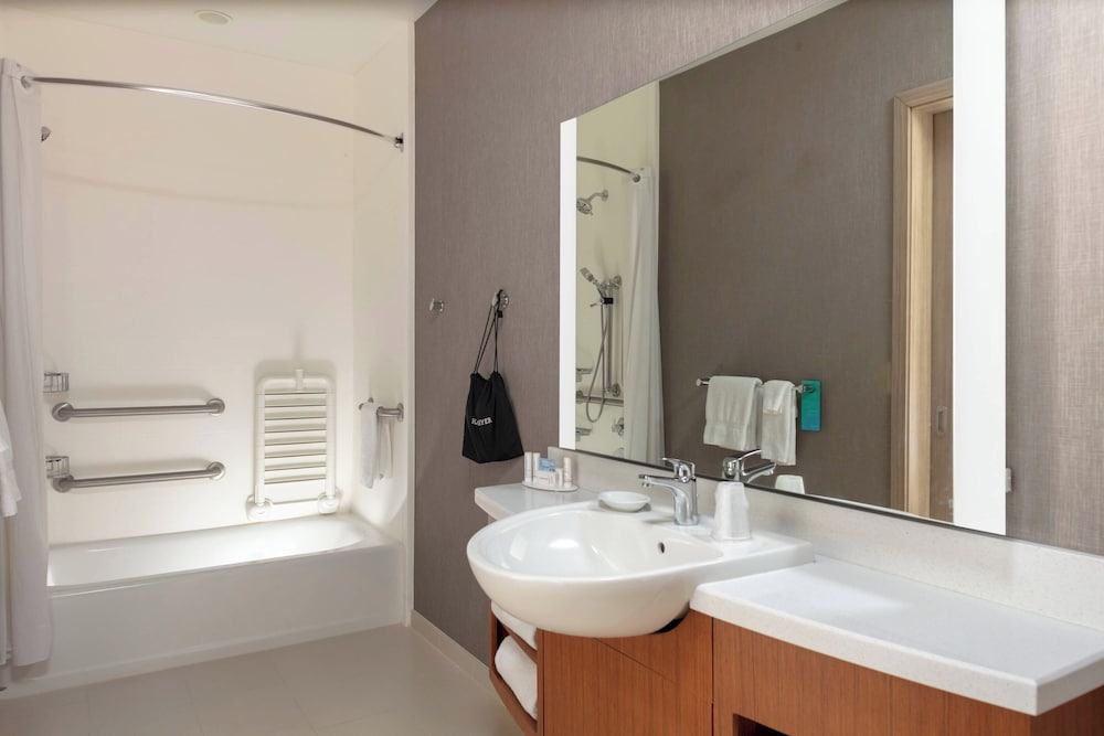 SpringHill Suites by Marriott Great Falls - photo 13