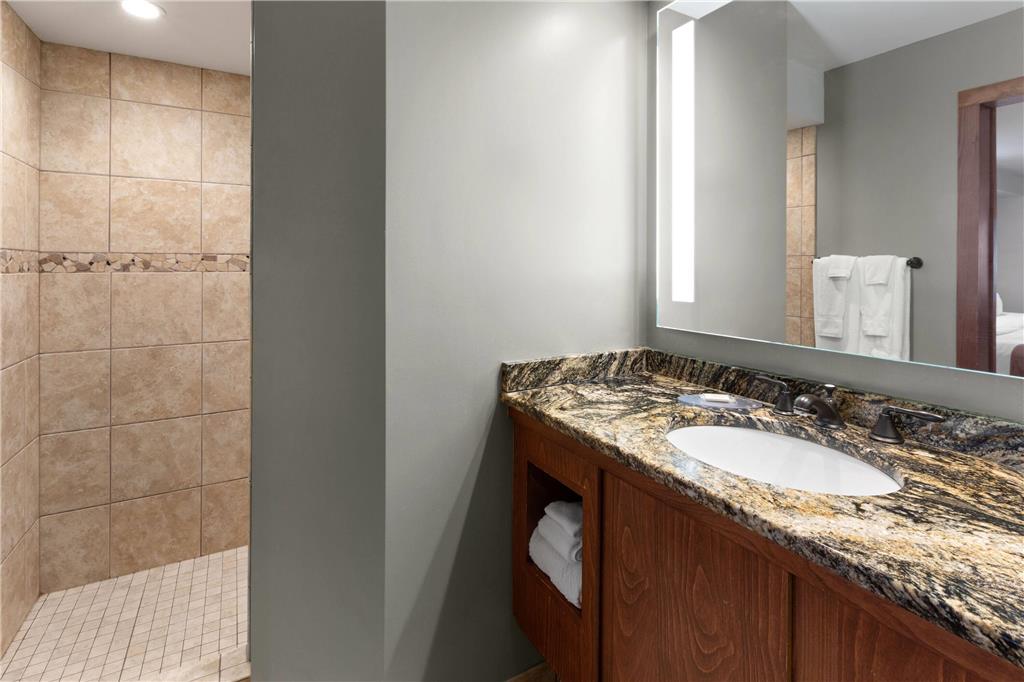 Baymont by Wyndham Jamestown Conference Center & Water Park - photo 28