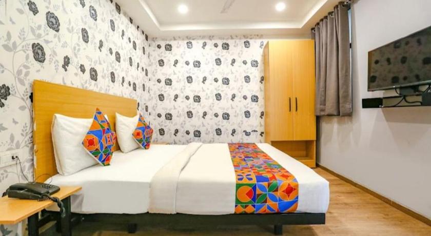 Hotel Blusky By FabHotels in New Delhi, India