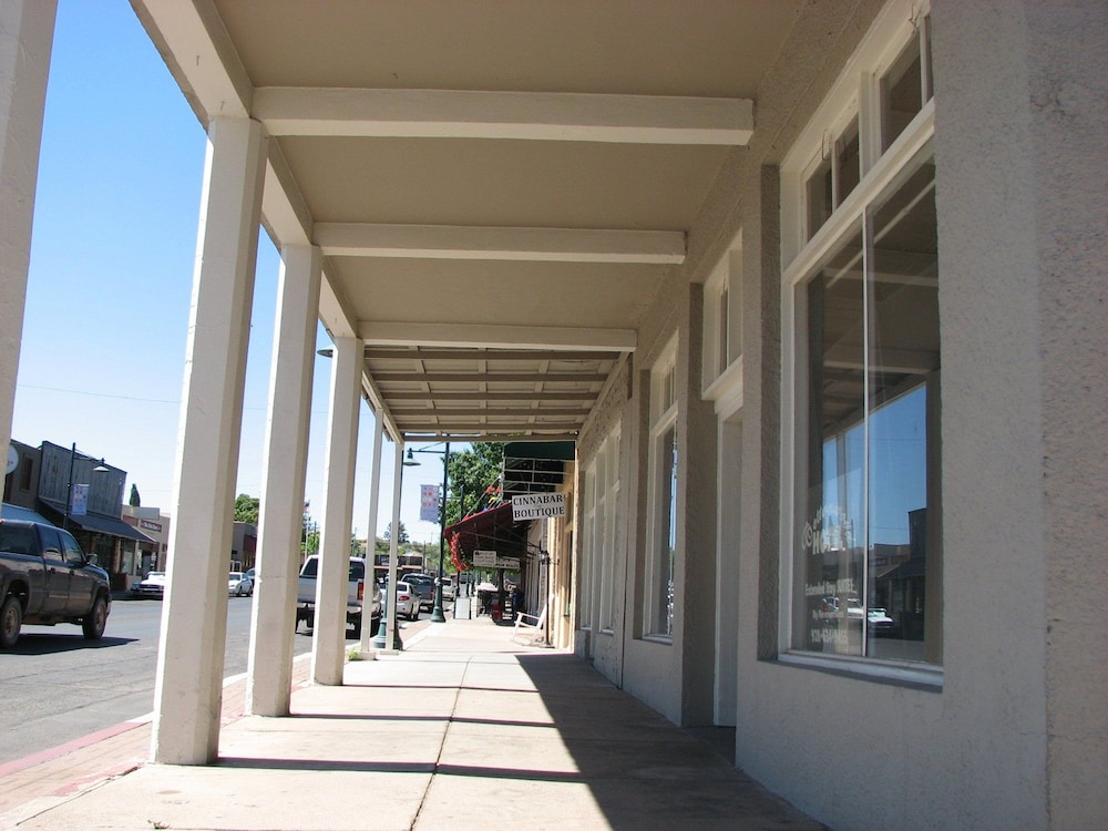Cottonwood Hotel - photo 83