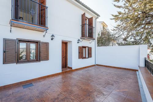 Fantástica Casa de 3 BR y 3 Baños Casa de Relax — 4-Star Luxury Hotel in Montefrio, Spain