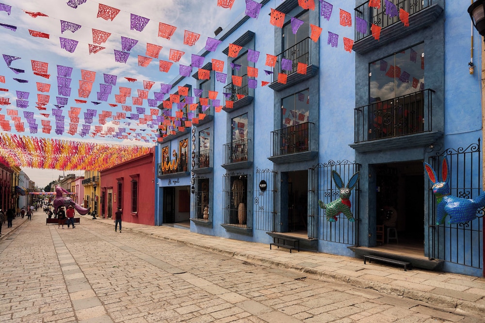 Azulenco - carbon neutral hotel in Oaxaca