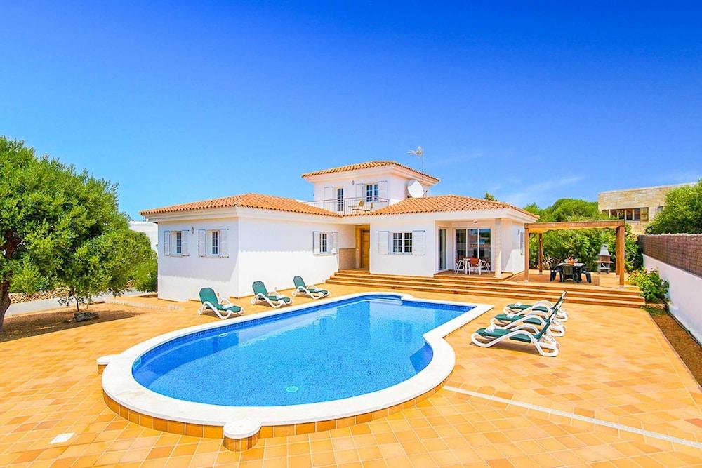 Bini Fleur - carbon neutral hotel in Sant Lluis