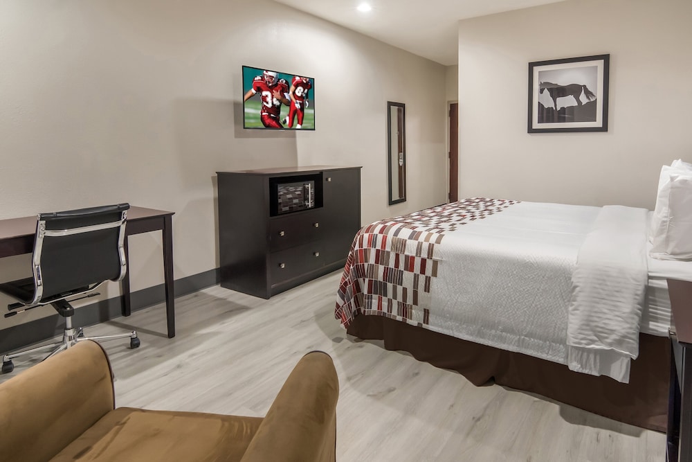 Red Roof Inn Terrell - photo 23