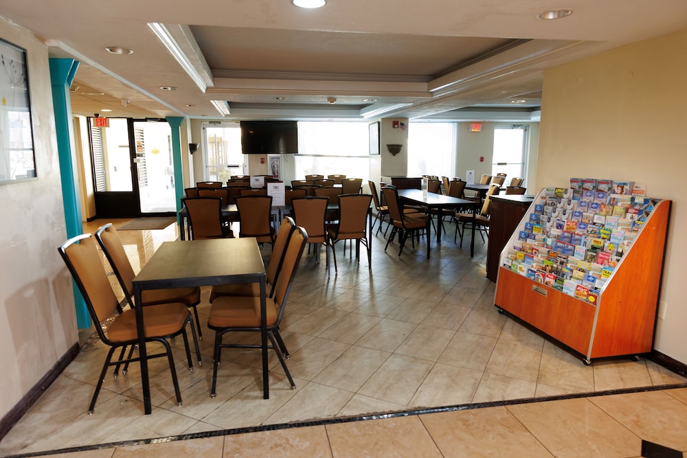 Garnet Inn & Suites Orlando - photo 129