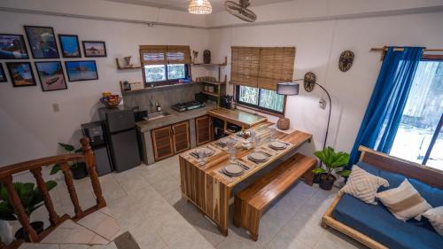 Manta House Villa in Town — 4-Star Luxury Hotel in El Nido, Philippines