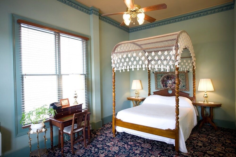 The Weinhard Hotel - photo 11