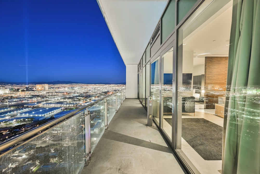 StripViewSuites at Palms Place Penthouses - photo 43