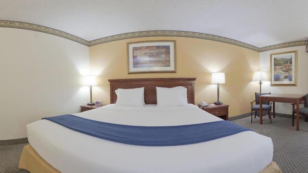 Holiday Inn Express Hotel & Suites Jacksonville South by IHG - photo 15