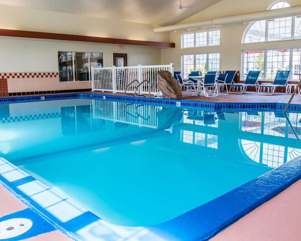 Comfort Inn & Suites and Conference Center - photo 22