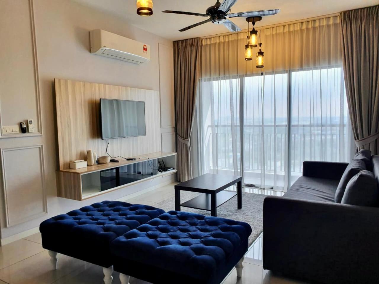 Emira Residence Seksyen 13 Shah Alam by Lodge Alpha LaVista — 4-Star Luxury Hotel in Shah Alam, Malaysia