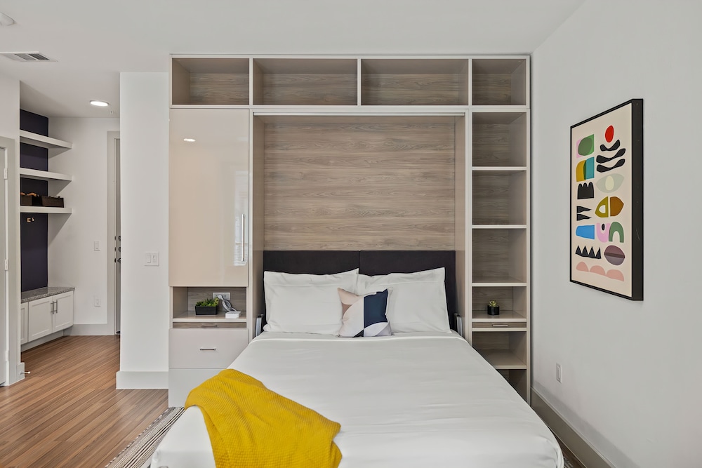Placemakr Downtown Austin - photo 38