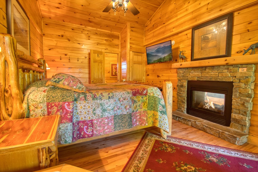 Buckhead #259 — 4-Star Luxury Hotel in Sevierville, United States