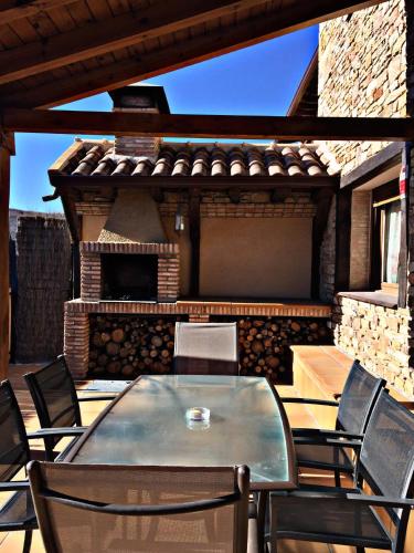 El Corral De Concejo — hotel in Horcajuelo De La Sierra