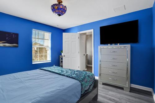 Themed Luxury 6BR Getaway with Resort Amenities - photo 22